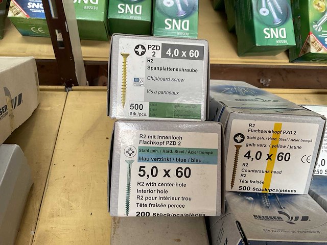 9 dozen spaanplaatschroeven - afbeelding 5 van  5