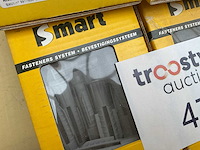 9 dozen universele pluggen ; pluggen met schroeven - afbeelding 4 van  6