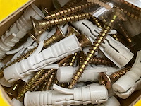 9 dozen universele pluggen ; pluggen met schroeven - afbeelding 6 van  6