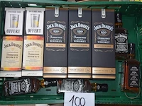 9 flessen diverse whisky jack daniels 40% - afbeelding 1 van  4