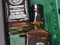 9 flessen diverse whisky jack daniels 40% - afbeelding 4 van  4