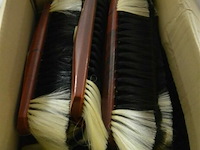 9 kamerbezem - afbeelding 1 van  3