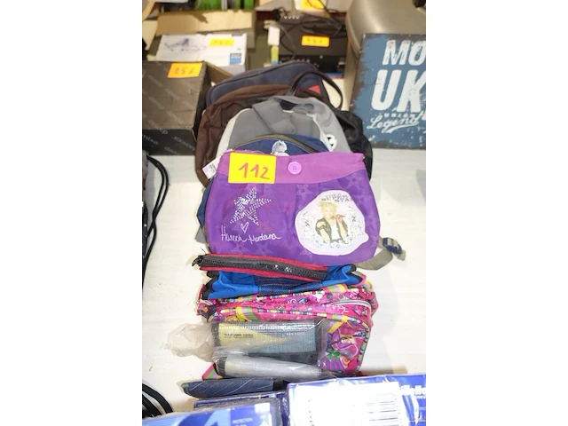 9 kinderzakjes + 3 portefeuillen - afbeelding 1 van  1