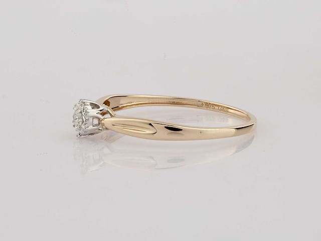 9 kt geelgouden ring met natuurlijke diamant - afbeelding 4 van  8