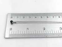 9 kt witgouden ketting met hanger met blauwe saffier - afbeelding 6 van  7