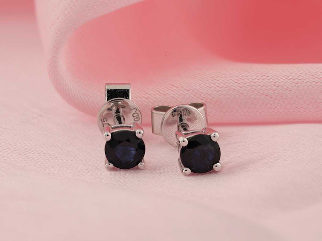 9 kt witgouden oorbel met blauwe saffier - afbeelding 2 van  8