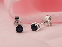 9 kt witgouden oorbel met blauwe saffier - afbeelding 3 van  8