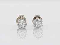 9 kt witgouden oorbel met natuurlijke diamant - afbeelding 1 van  6