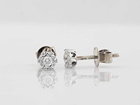 9 kt witgouden oorbel met natuurlijke diamant - afbeelding 4 van  6