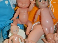 ±9 oude poppen - afbeelding 4 van  4