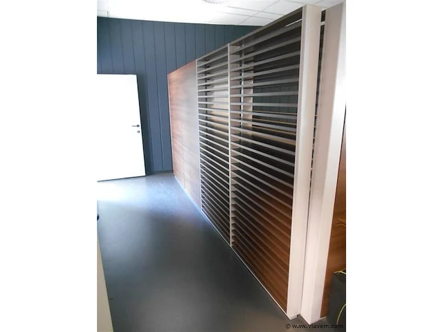 9 scheidingswanden - afbeelding 1 van  2