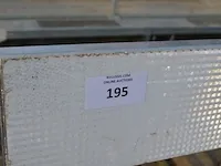 9 signalisatieborden, 9 kunststof voeten, 2 hekken, 2 verkeerskegels, 2 paaltjes met verkeersbord - afbeelding 4 van  10