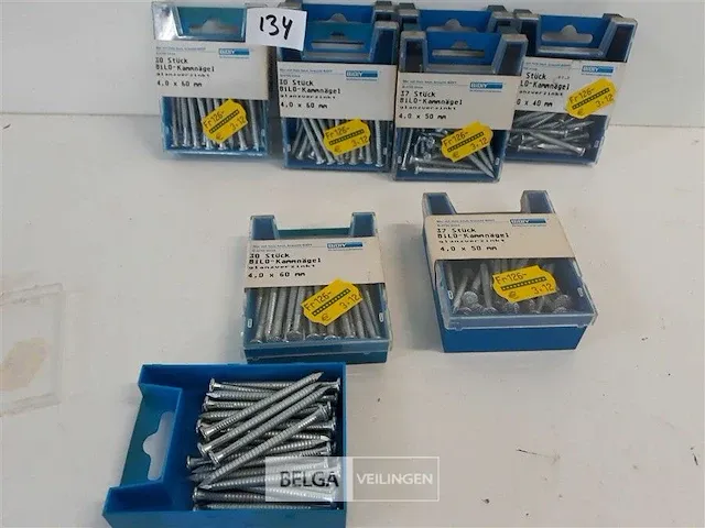 9 x geribbelde verzinkte nagels in doosje 40-50-60 mm - afbeelding 1 van  3