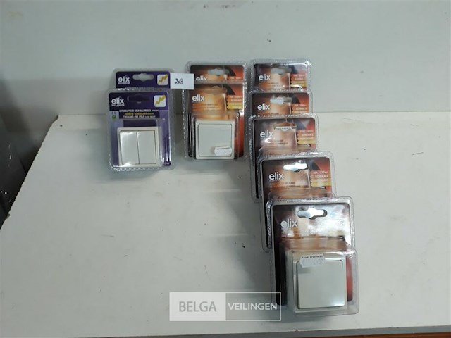 9 x opbouwschakelaars wit - afbeelding 2 van  3