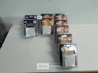 9 x opbouwschakelaars wit - afbeelding 2 van  3