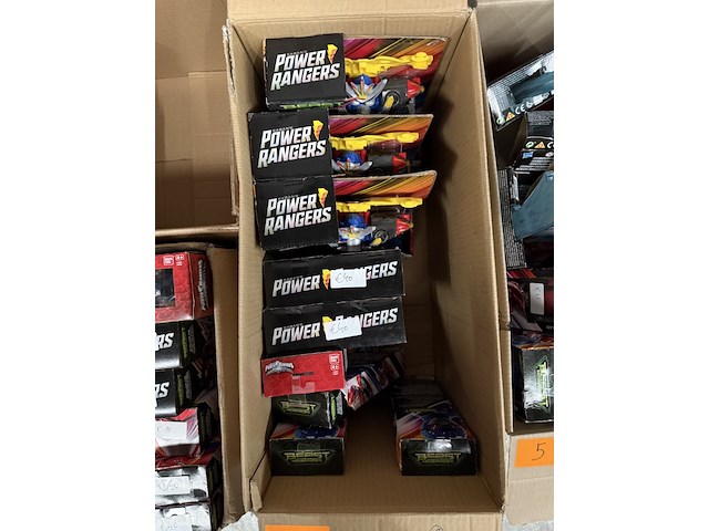 9 x power rangers speelgoed - afbeelding 2 van  2