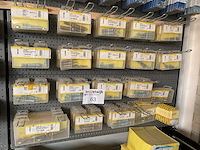 90 blisters met ankerbouten - afbeelding 1 van  10