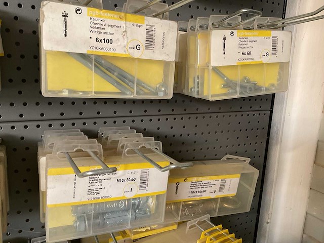 90 blisters met ankerbouten - afbeelding 7 van  10