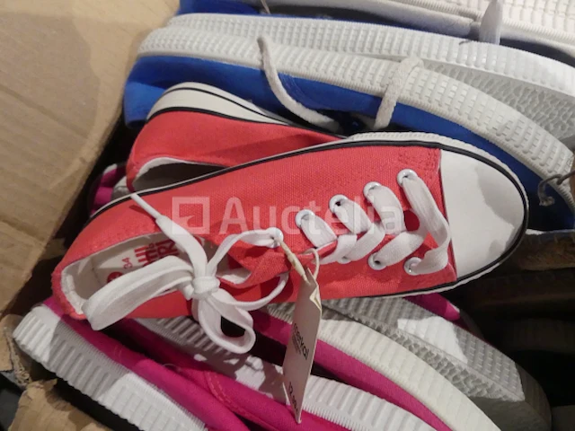 90 paar espadrilles ,baby,diversen,veelkleurig - afbeelding 5 van  6