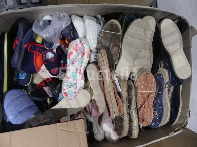 90 paar espadrilles en verschillende veelkleurige - afbeelding 5 van  7