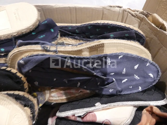 90 paar espadrilles en verschillende veelkleurige - afbeelding 6 van  7