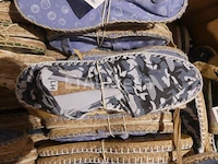 90 paar veelkleurige espadrilles - afbeelding 5 van  5