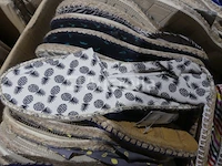 90 paar veelkleurige espadrilles - afbeelding 5 van  7