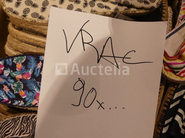 90 paar veelkleurige espadrilles - afbeelding 7 van  7