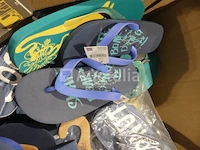 90 veelkleurige strandschoenen - afbeelding 8 van  9