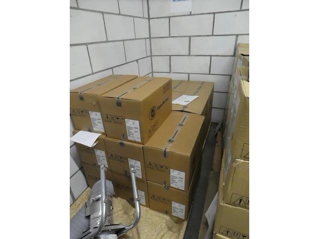 900x wafer - 200 mm thick 111 test silicon wafers - afbeelding 4 van  4