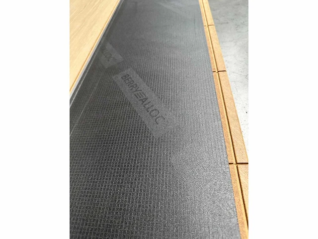 90,6 m2 fineerparket 10,1mm met xps berry alloc - afbeelding 4 van  4