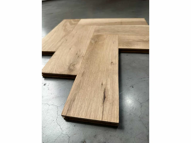90,62 m2 eiken massief parket 40x12cm - afbeelding 3 van  4