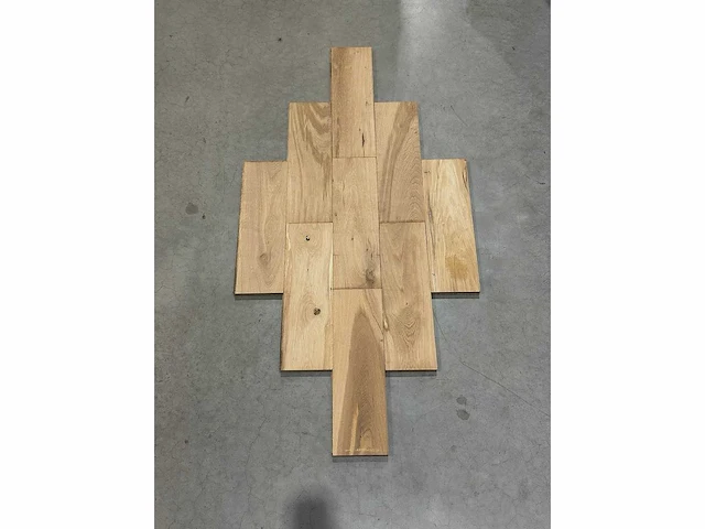 90,62 m2 eiken massief parket 40x20cm - afbeelding 1 van  4