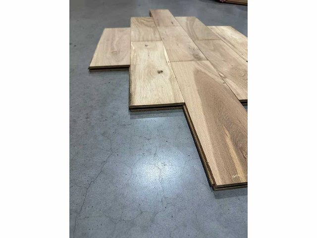 90,62 m2 eiken massief parket 40x20cm - afbeelding 3 van  4