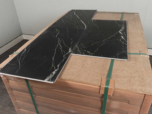 92 m2 pvc click tegel - 610 x 305 x 4 mm - afbeelding 4 van  4