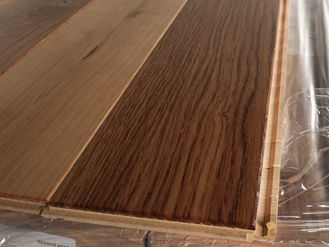 93 m2 parket eiken multiplank - 1092 x 130 x 14 mm - afbeelding 2 van  4