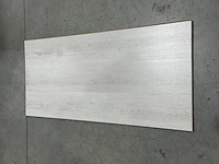 94 m2 laminaatvloer 8mm - afbeelding 1 van  3