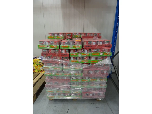 94 x tray tomatenpuree ok food - afbeelding 1 van  6