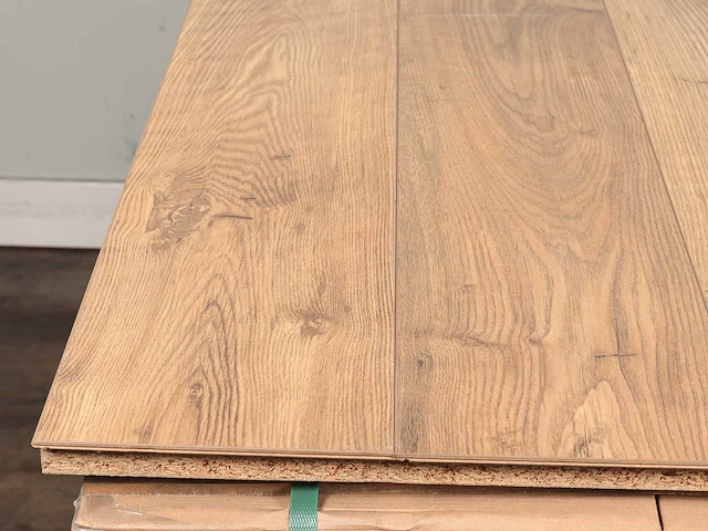 95 m2 laminaat plank - 1285 x 192 x 10 mm - afbeelding 2 van  4
