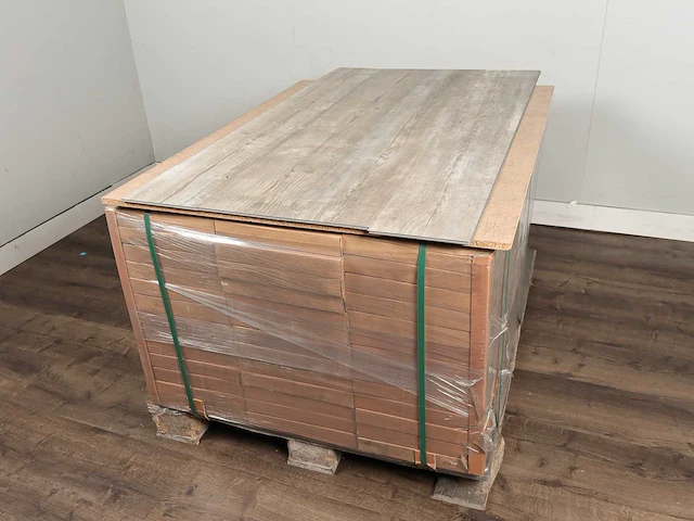 95 m2 pvc click plank - 1494 x 209 x 5 mm - afbeelding 4 van  4
