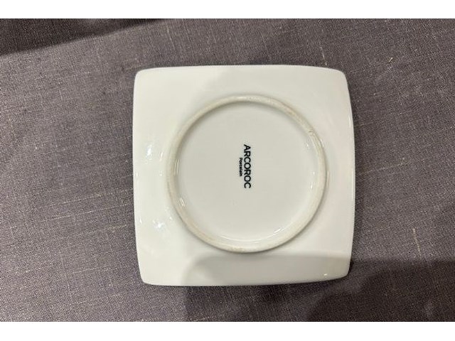 95 witte schaaltjes - afbeelding 4 van  5