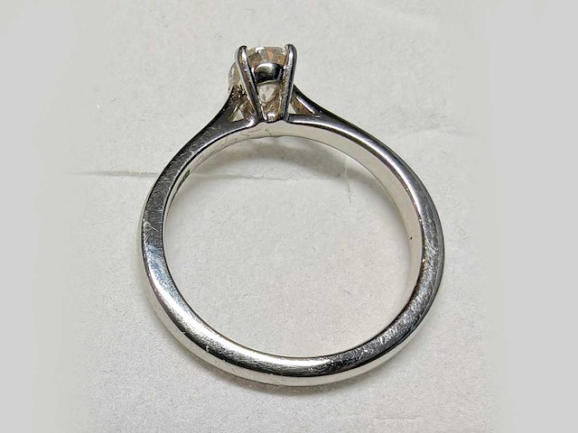 950 platina witte ring met natuurlijke solitare gedolven ovale diamant - afbeelding 3 van  6