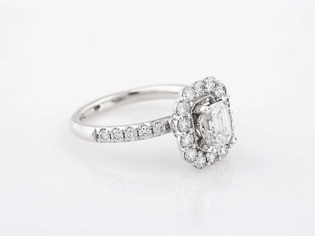 950 platinum white ring 2.02 cts with lab grown diamond - afbeelding 4 van  7