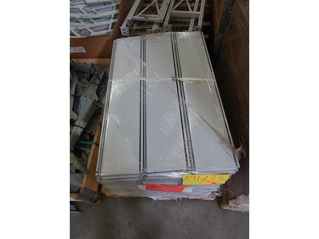 95x metalen ligger - afbeelding 1 van  3
