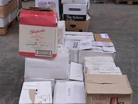 ±96 flessen inhoud pallet div soorten wijnen - afbeelding 1 van  6