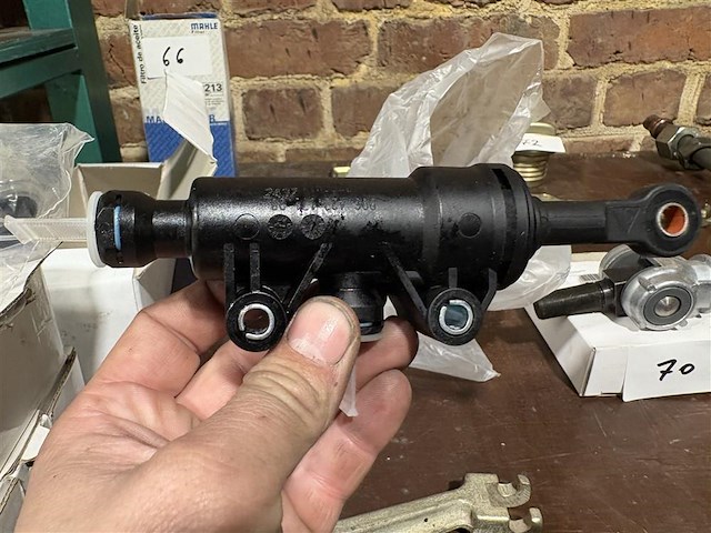 996 423 171 08 koppelingspomp - afbeelding 3 van  3