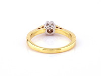 9kt geelgouden ring met natuurlijke diamant - afbeelding 4 van  5