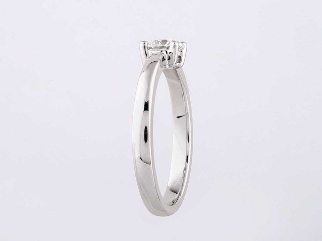 9kt witgouden ring met natuurlijke diamant - afbeelding 4 van  7