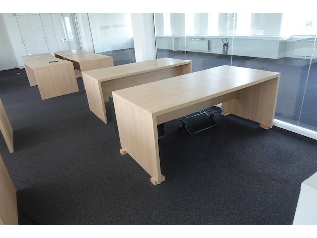9x bureau + 1 bureaulade - afbeelding 6 van  12