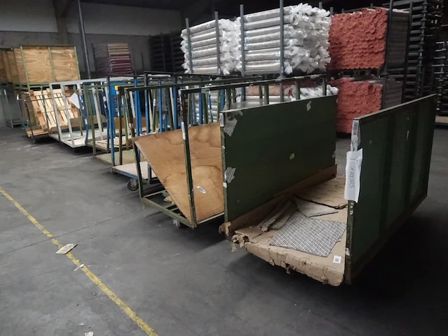 9x diverse metalen transportkar - afbeelding 7 van  10